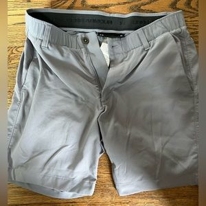 Under Armour golf shorts
